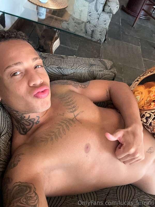 lucas_ferraiii image #2