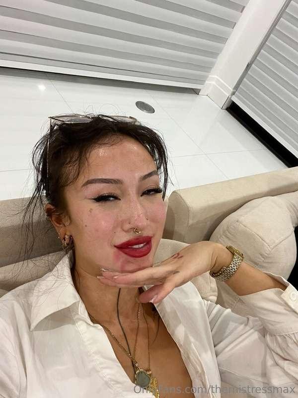 Can you guess what got me looking like this? 😏