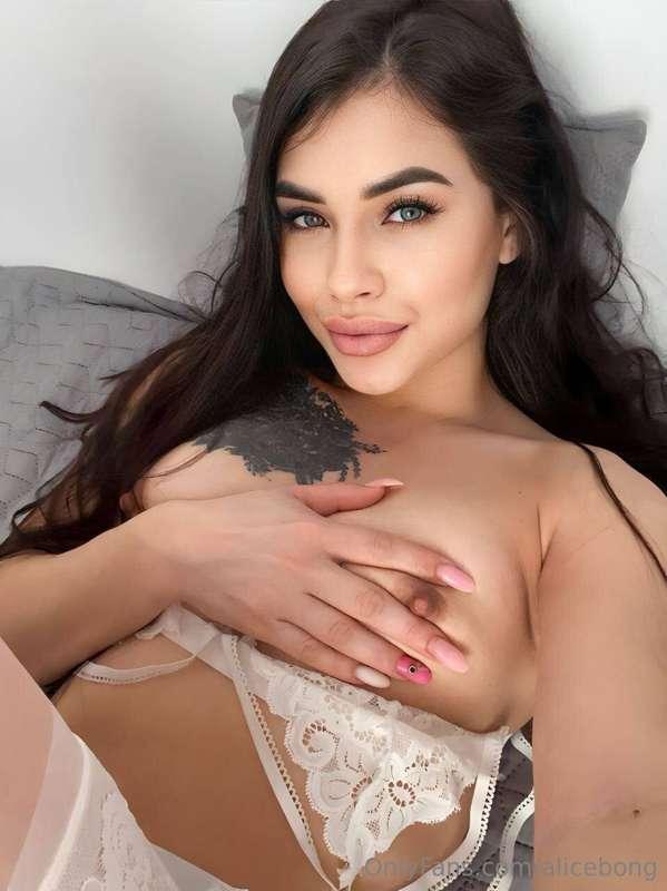 ## ***@lilu_xxx***
🚨𝐅𝐑𝐄𝐄 𝐒𝐔𝐁𝐒𝐂𝐑𝐈𝐏𝐓𝐈𝐎𝐍 ( 𝟮𝟬 𝗗𝗔𝗬𝗦)🚨
𝐉𝐮𝐢𝐜𝐲 𝐛𝐚𝐛𝐞..
