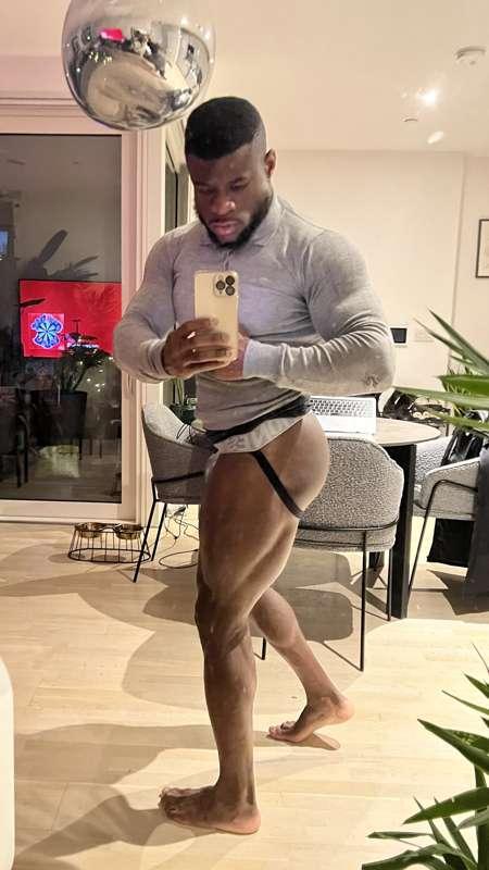 danielshoneye image #1