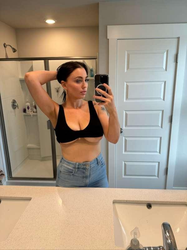 Do I look hot today?