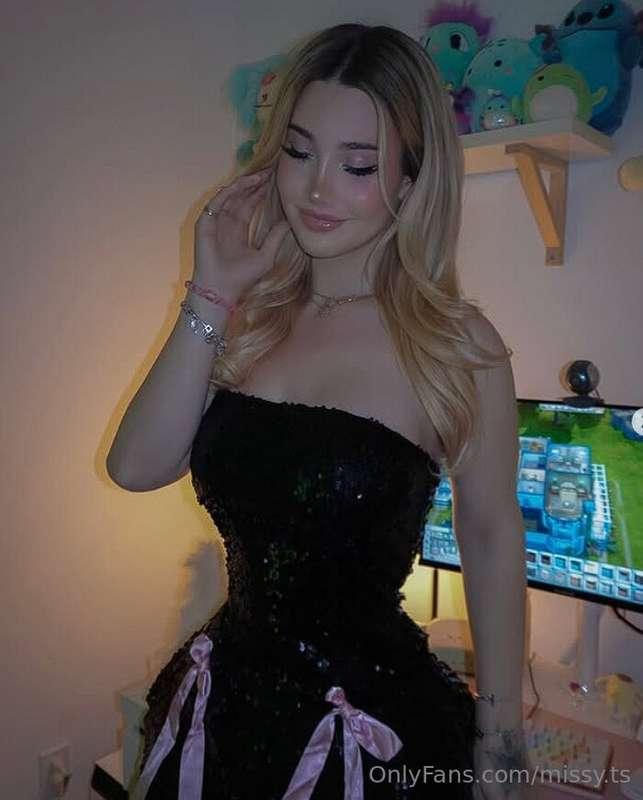 🌟 Sweet, Bad, and ALL Yours 🌟You’ve had a taste of both side..