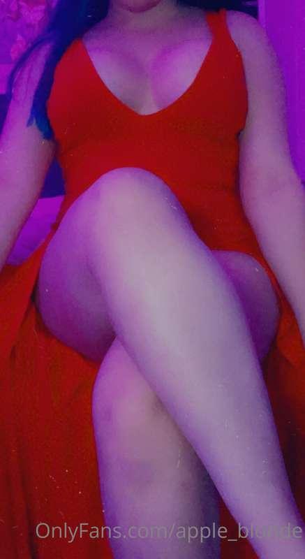 Got some new outfits the other day! Which cosplay would matc..