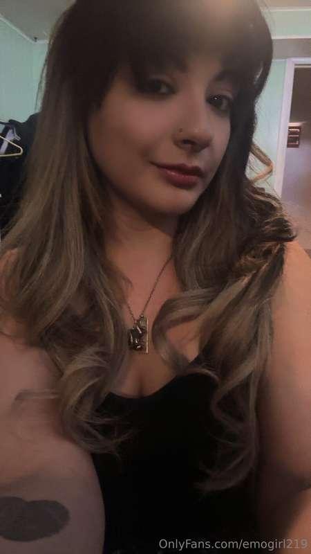 What’s your favorite song 😋😋