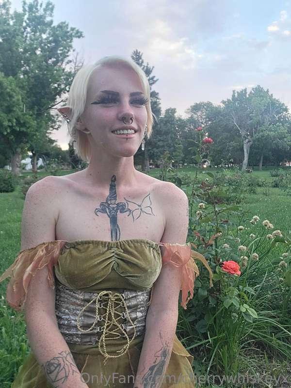 🧚🏼💚💛