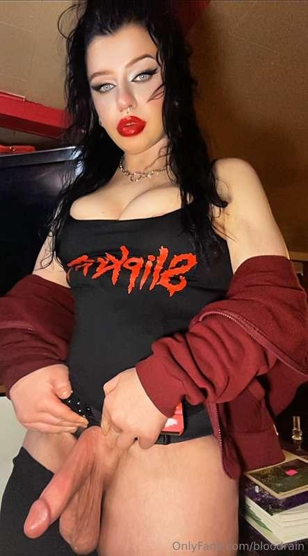 Even my semi gets pretty big 😈 How about I stuff it in your ..