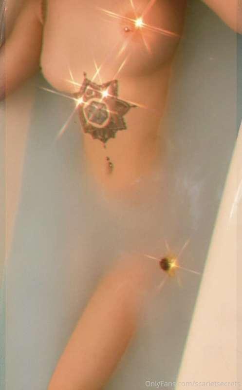 i had a nice bath this morning and made myself cum 
how did ..
