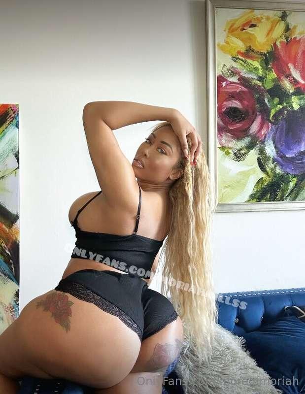 Do you need something hotter than this? 🥵  Go to my VIP page..