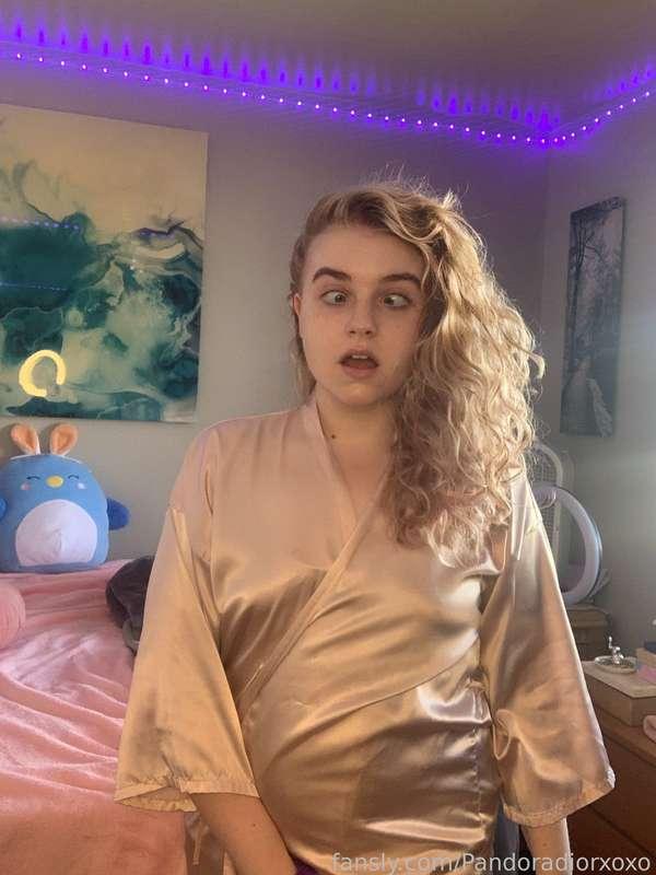 Your crazy baby girl 

https://fans.ly/r/Pandoradiorxoxo

#babygirl #crazy #crazygirls #ahegao #crosseyed #bathrobe #robe #beauty #natural #lg #young #barelylegal #pandorasbox #pandoradior3 #dora #free #fyp 