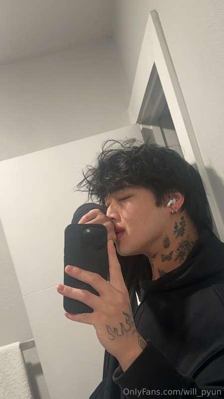Make me horny 😈