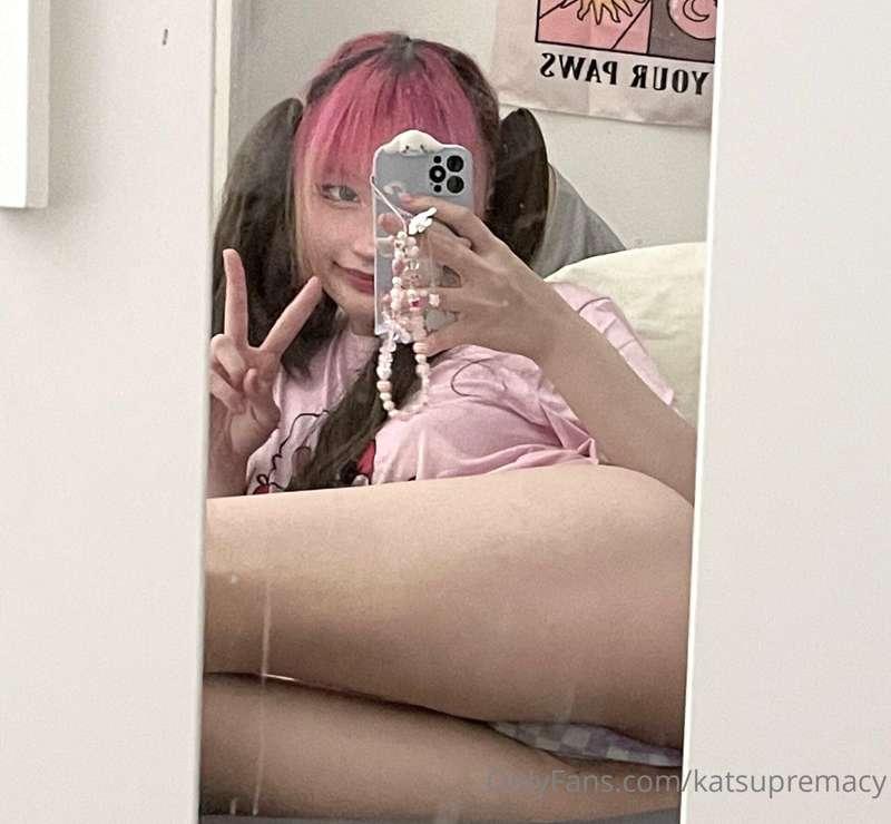 my customs is open again! 5 slots ONLY🤍🎀 message me to place..