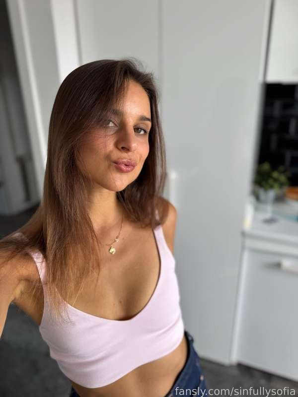 sinfullysofia image #1