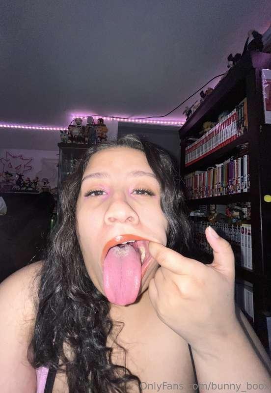 just a pretty girl with a pink tongue ☼