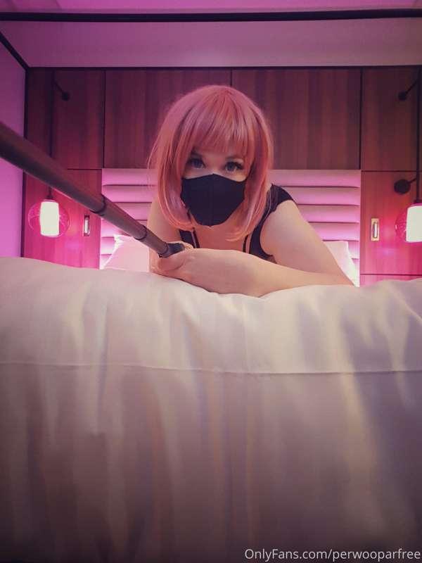 Makeing naughty content in the hotel room 😉