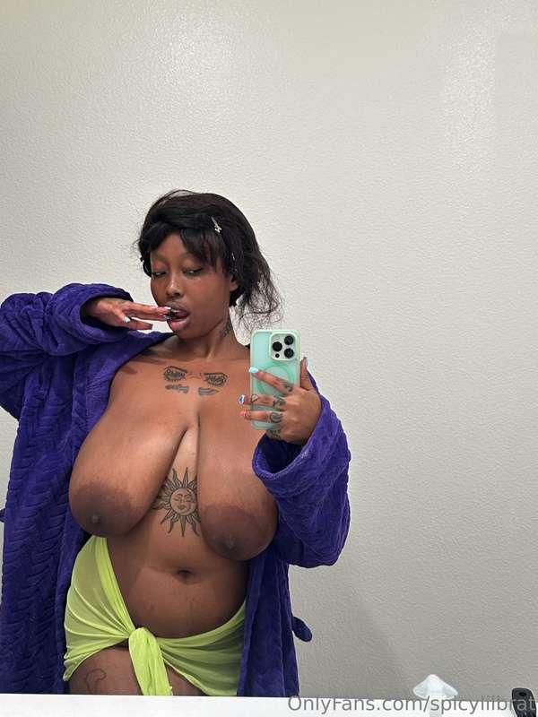 👄