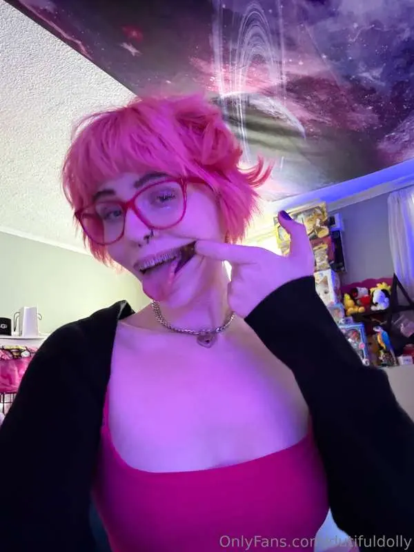 i love being stupid online for perverts!!!!