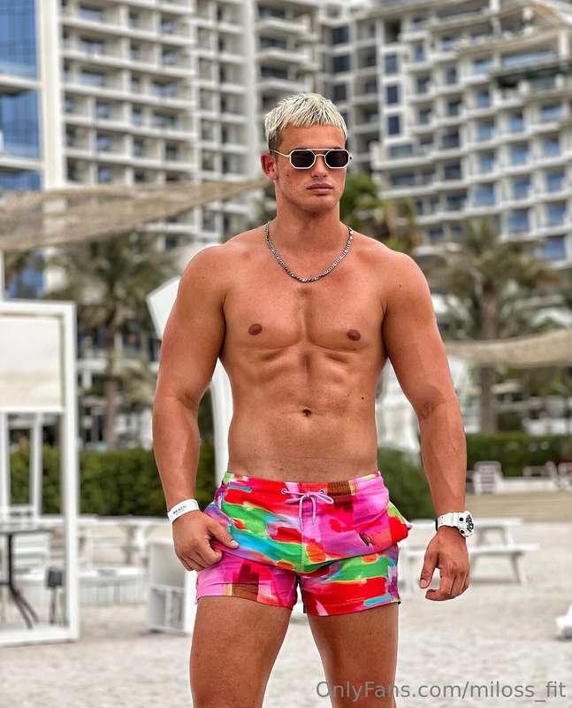 Let’s make your screen wet.🥵😈