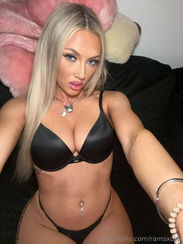🖤