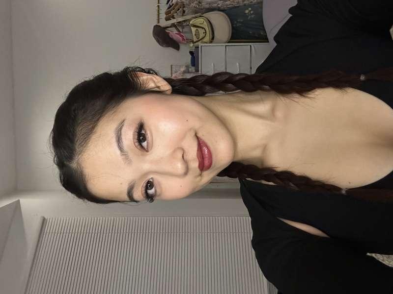 We live babyyyy 