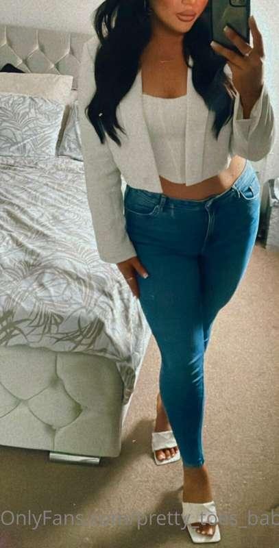 I hope you all had a lovely weekend 🫶🏼

Fresh French toes th..