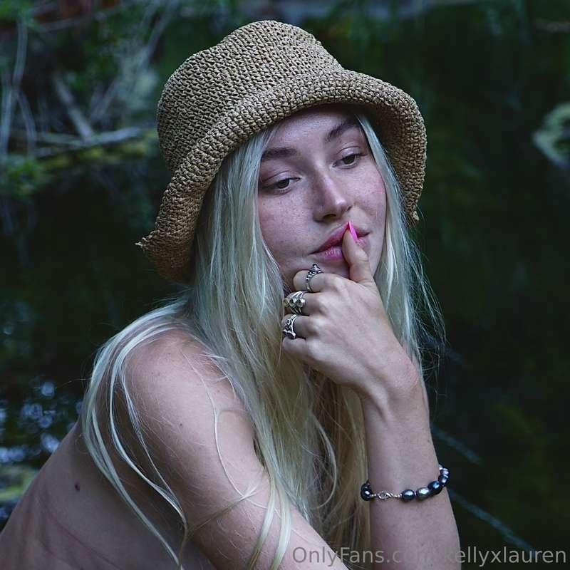 Daydreaming about my next adventure already 💭🐛🌼 check your d..