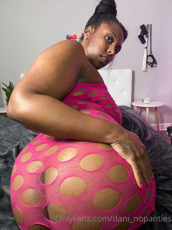 dani_nopanties image #0