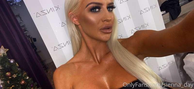 Who is going to ruin this Make Up for me 😈😈😈😈