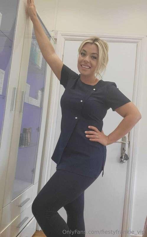 Howz my uniform ? 