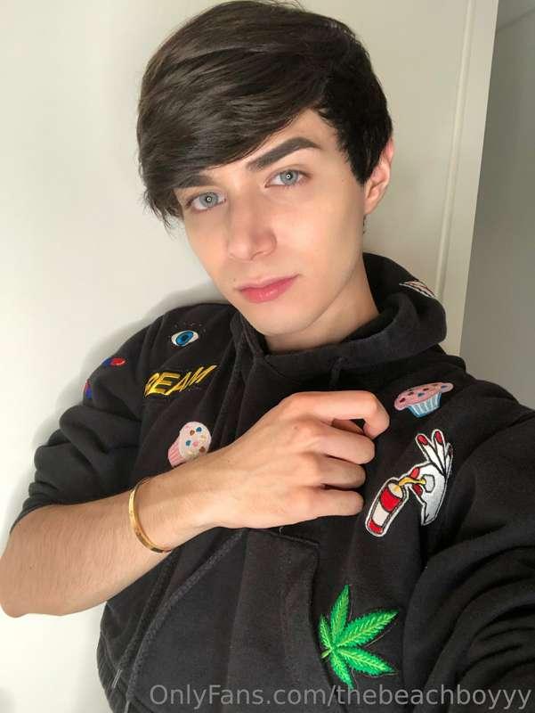 thebeachboyyy image #0