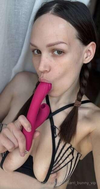 Divine @sweetmarry21 is hot and kinky🤤 Follow her link and s..