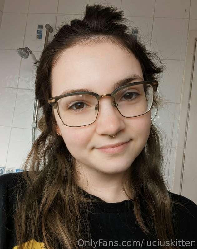 Some pictures I took after coming home tipsy from the pub 😋