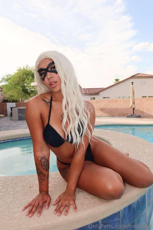 Dropping a HOT NEW SET tomorrow! Get ready to play with this..