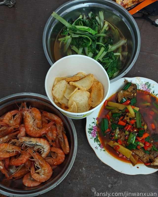 🤤