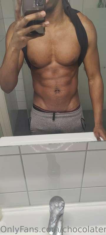 Hey ! 
Done with the gym !😤 Who would love to have fun with ..