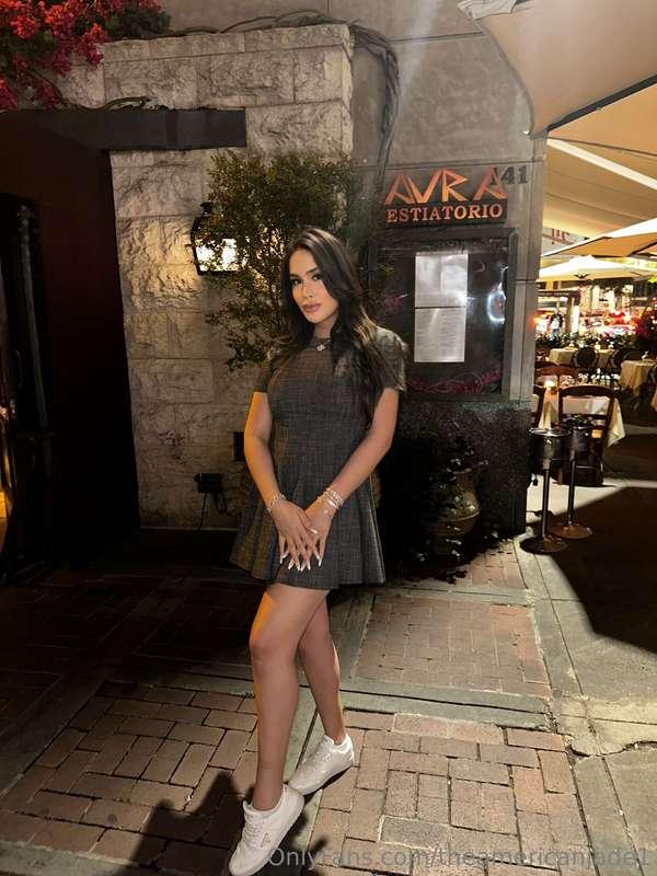 A simple dress with a hint of mystery😈