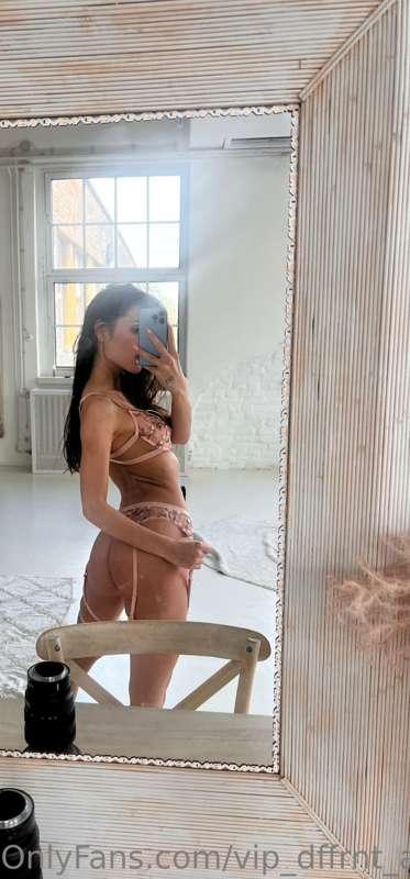 vip_dffrnt_anna image #2