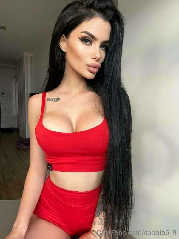 The song "Lady in red" was sung about a lady like me ❤️
