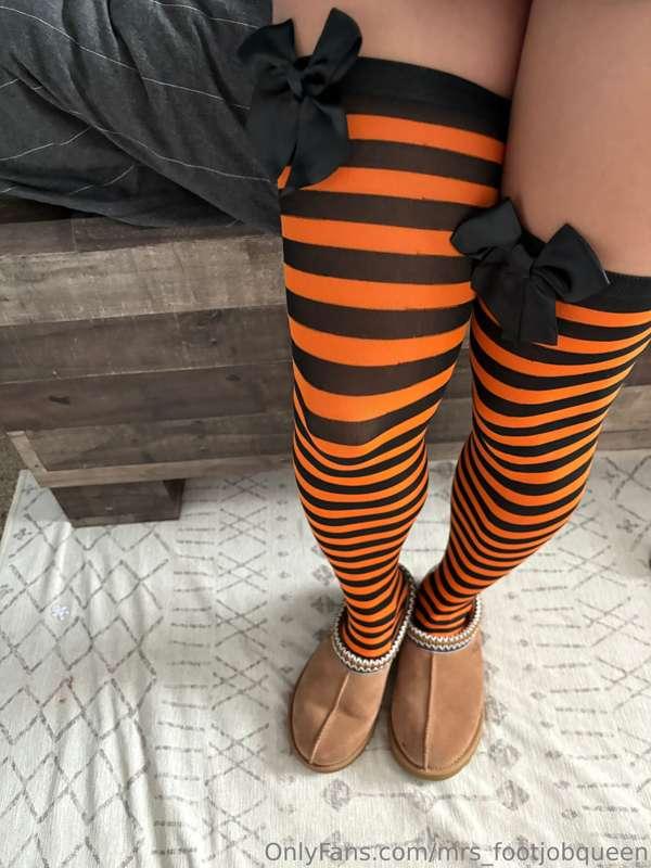 mrs_footjobqueen image #20