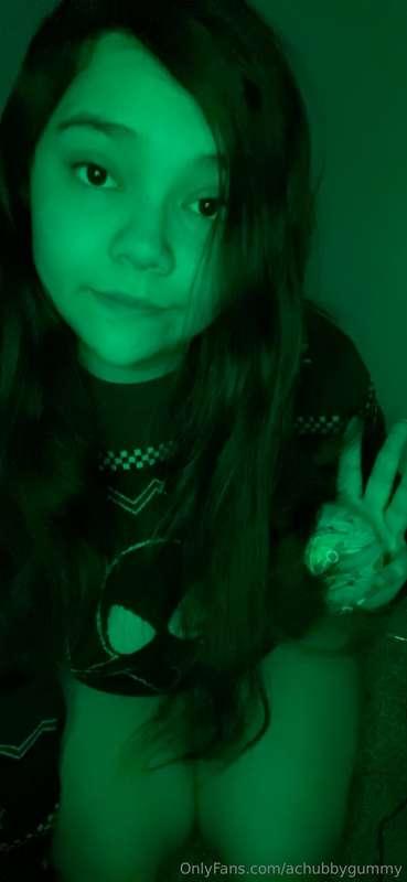 MERRY CHRISTMAS! Got the cozy Christmas sweater on for this ..