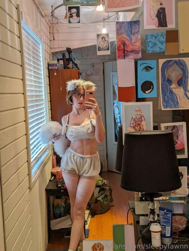 sleepyfawnn image #1