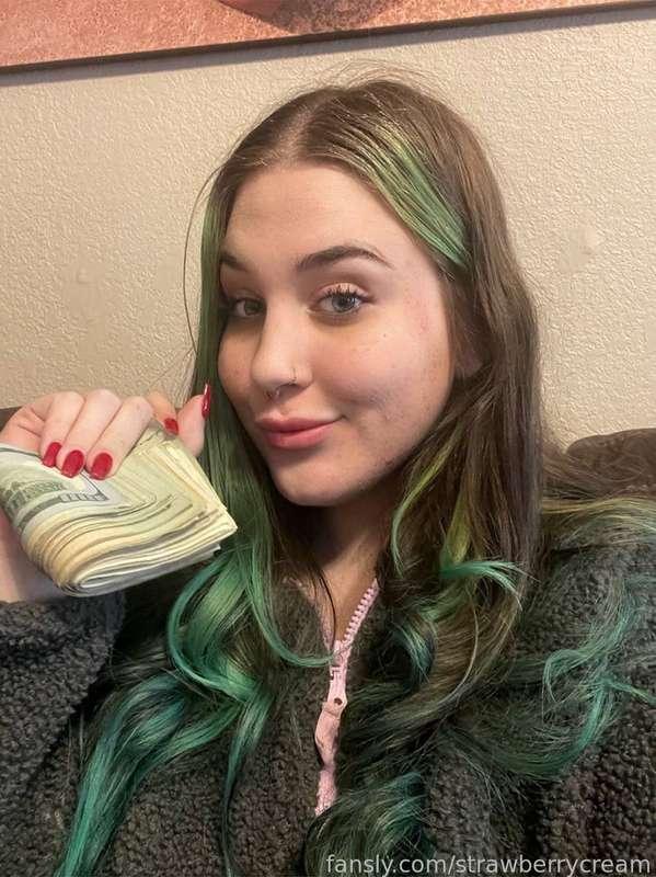 chloecream image #0