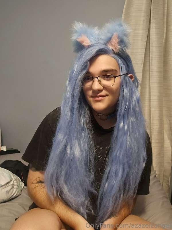 I know it's not nude, but I thought I looked cute so...meow😽