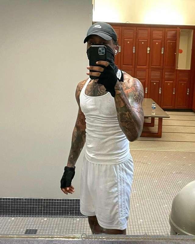 Ain’t nothing more fit then you fucking a gangster 🏋🏽‍♂️