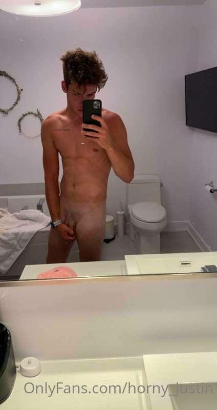 justin_twinkk main image
