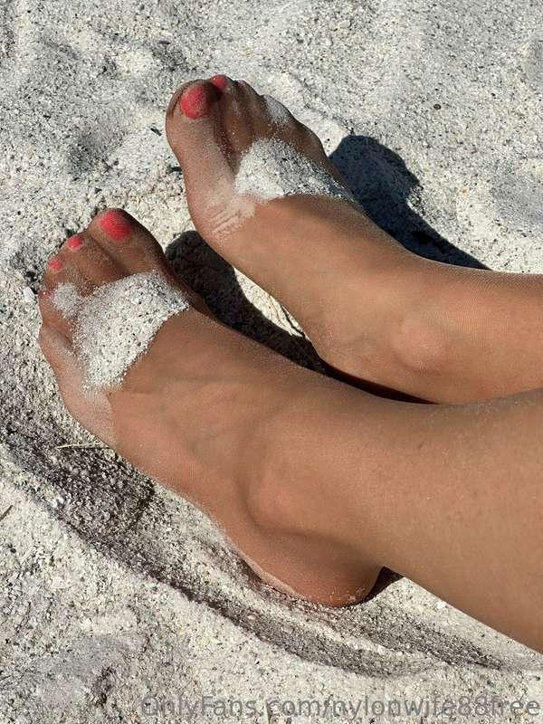nylonsandfeet image #15