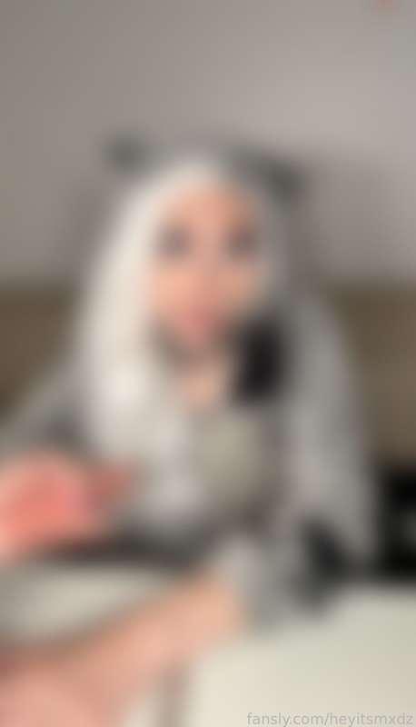 midday post for the gooners🤫 JOI video i made in a cutesy onesie that someone gifted me! 1+ minute of teasing to start, the next 5 minutes are all JOI + encouraging gooning &amp; masturbation addiction😋  
#JOI #addiction #goon #gooning #dom #jerkoffinstruction