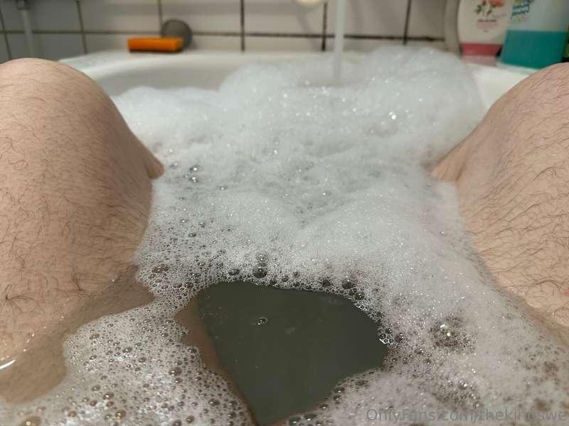 Live from bathtub 😈🙂 now … in four minutes join.. live tip g..