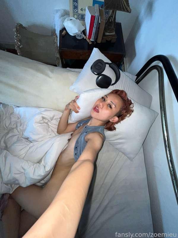 zoemieu image #2