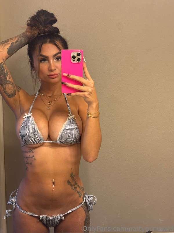 i wanna cum all over your dick babee would u creampie me? 💦 ..