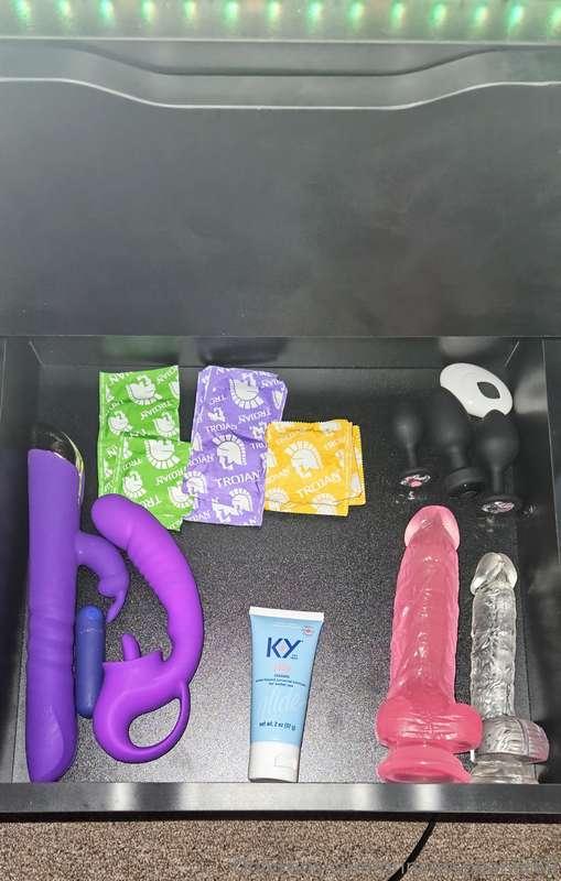 Welcome to my official sex drawer! I got a variety of toys A..